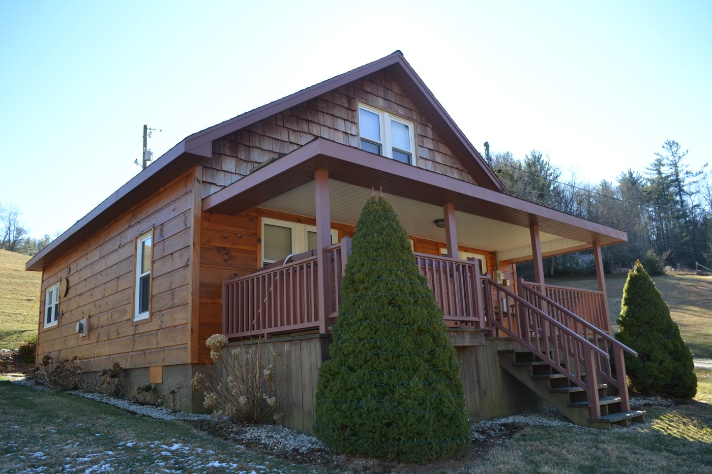 Beulah's Cabin exterior