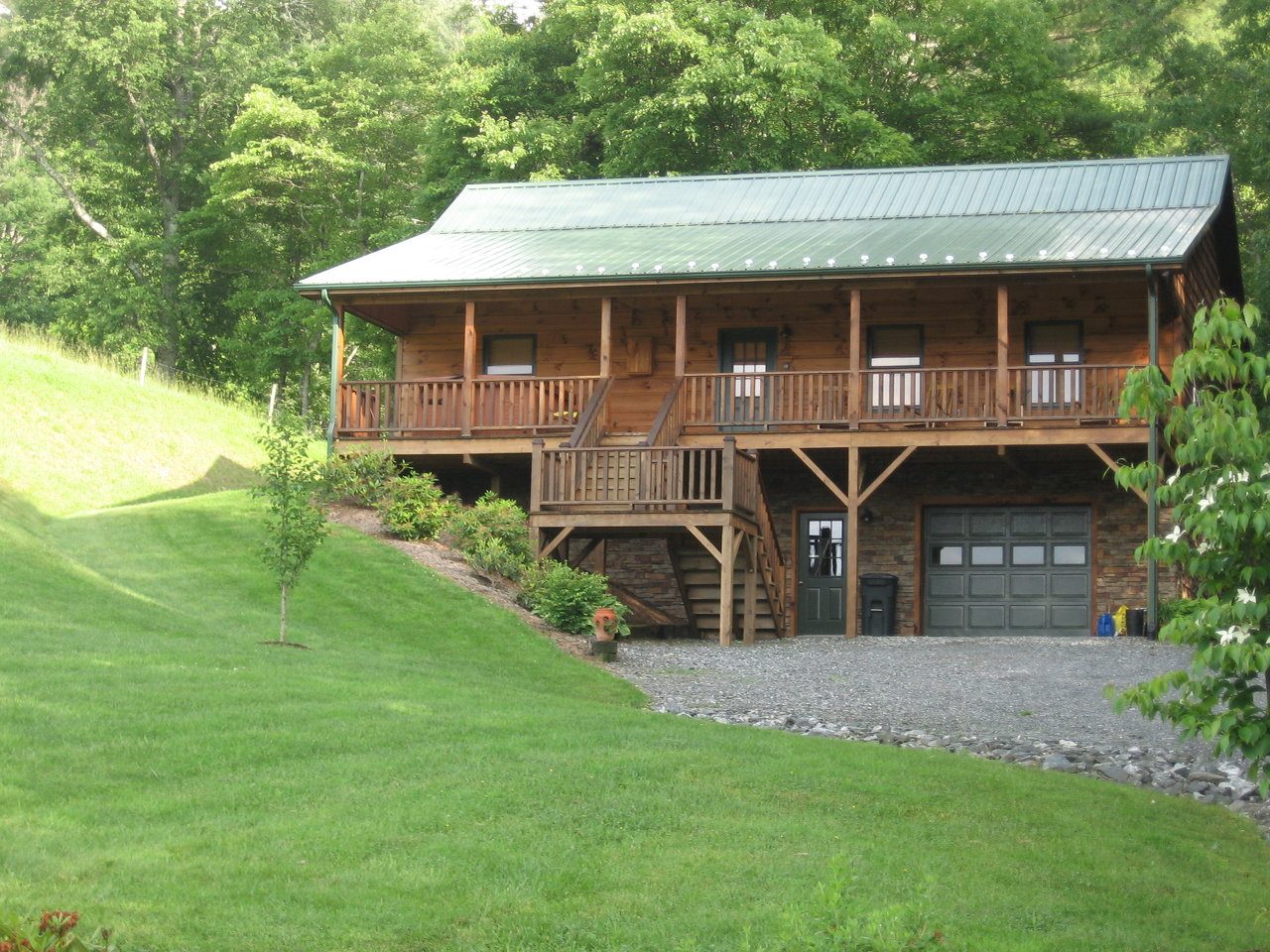 Ralph's Place exterior